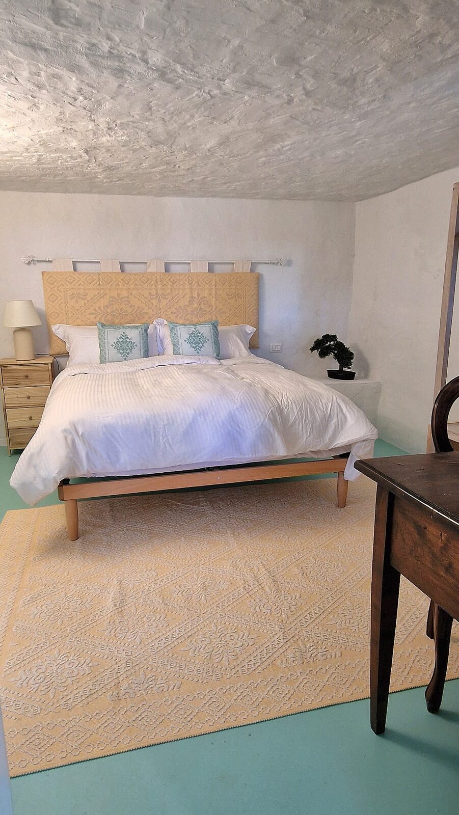 Lower floor bedroom